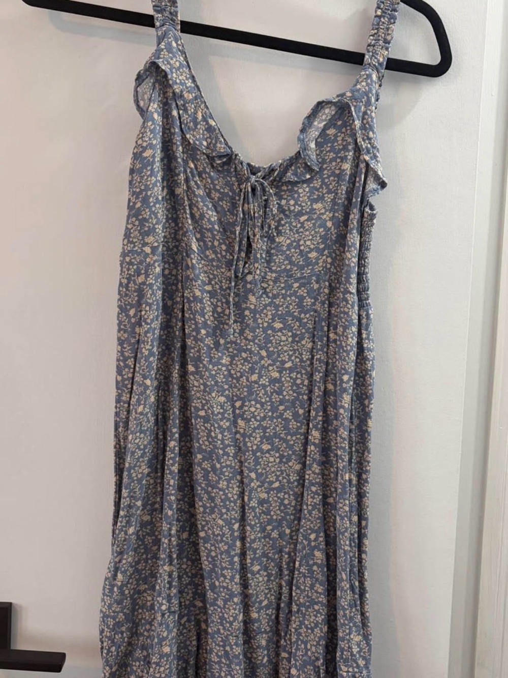 American Eagle Outfitters Blue Floral Mini Dress